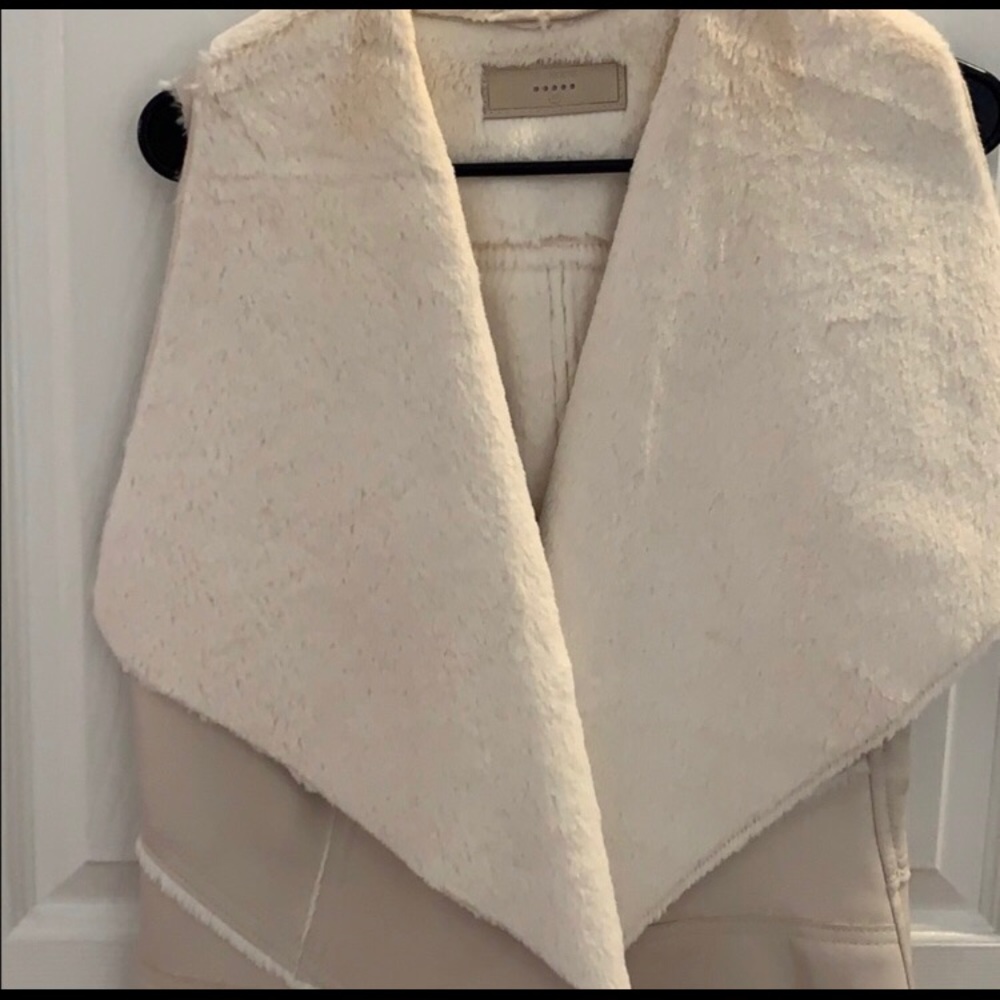 BLANK NYC vest